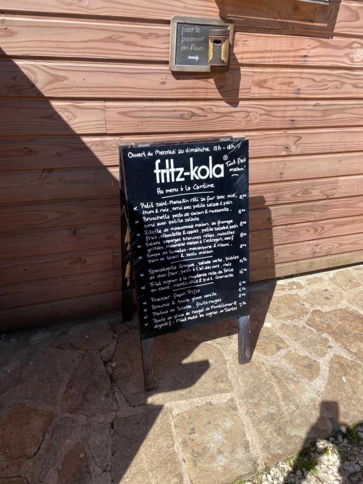 Delightful French Rustic Studio Jumilhac-le-Grand Bagian luar foto