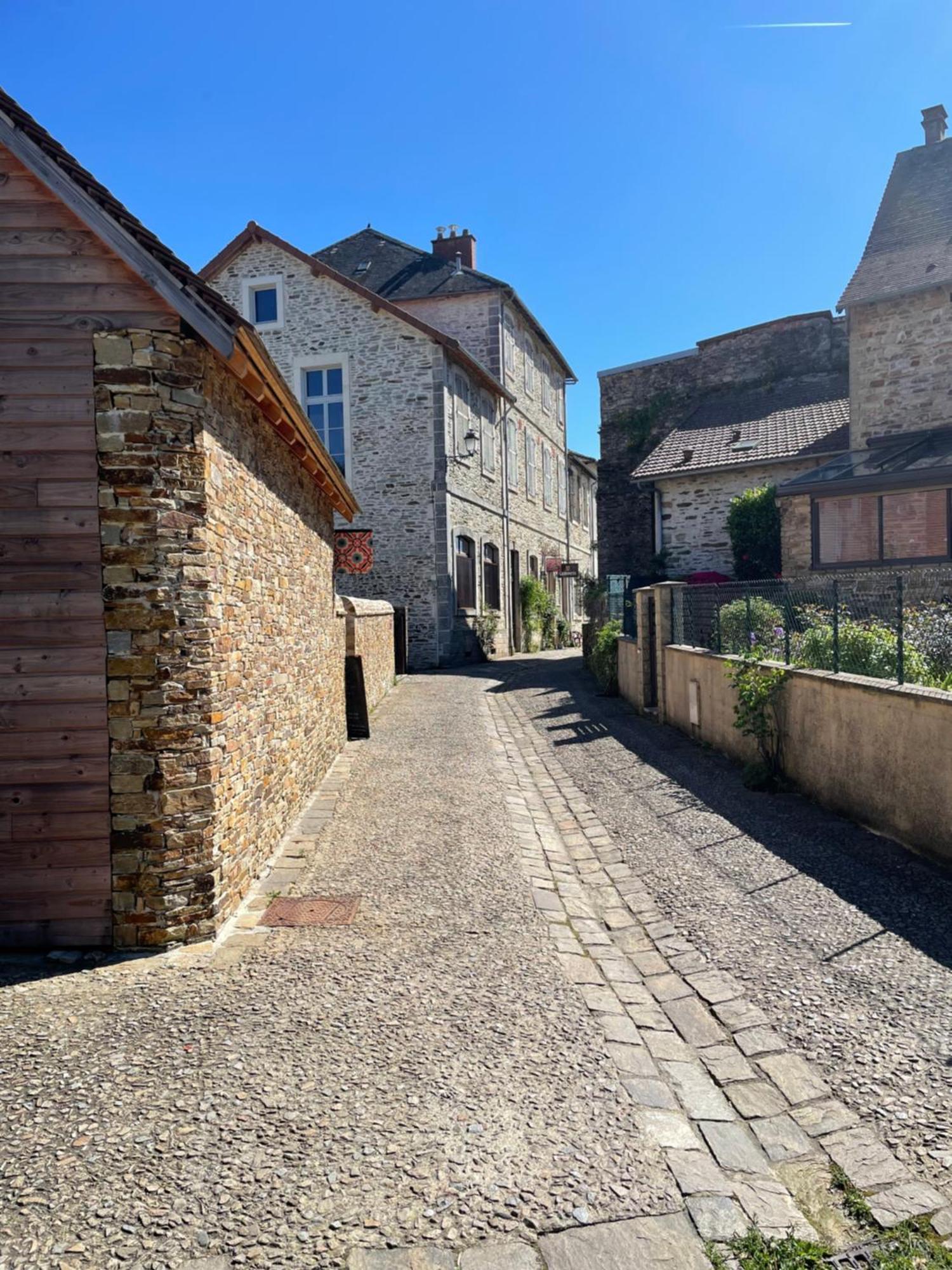 Delightful French Rustic Studio Jumilhac-le-Grand Bagian luar foto