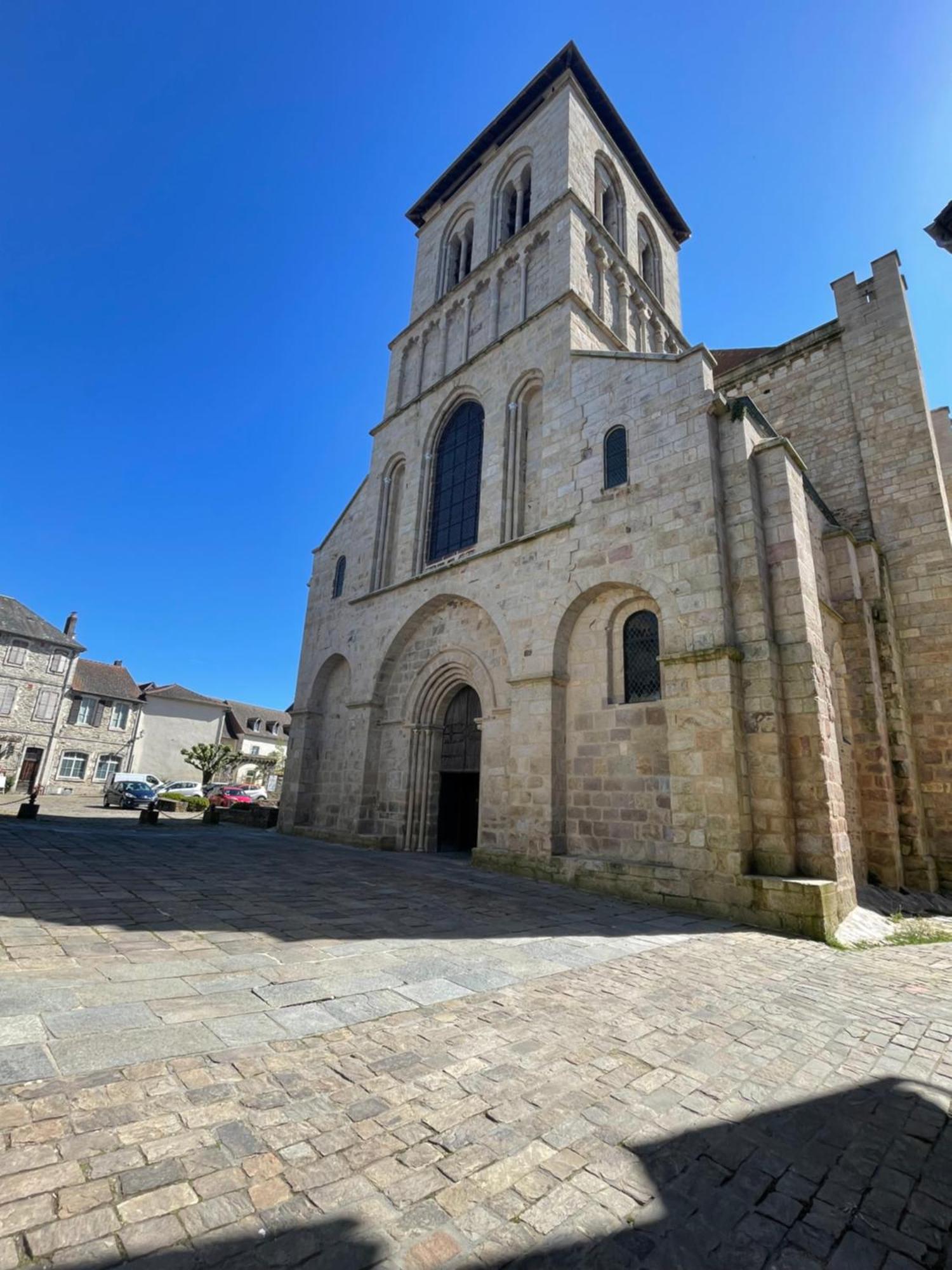 Delightful French Rustic Studio Jumilhac-le-Grand Bagian luar foto