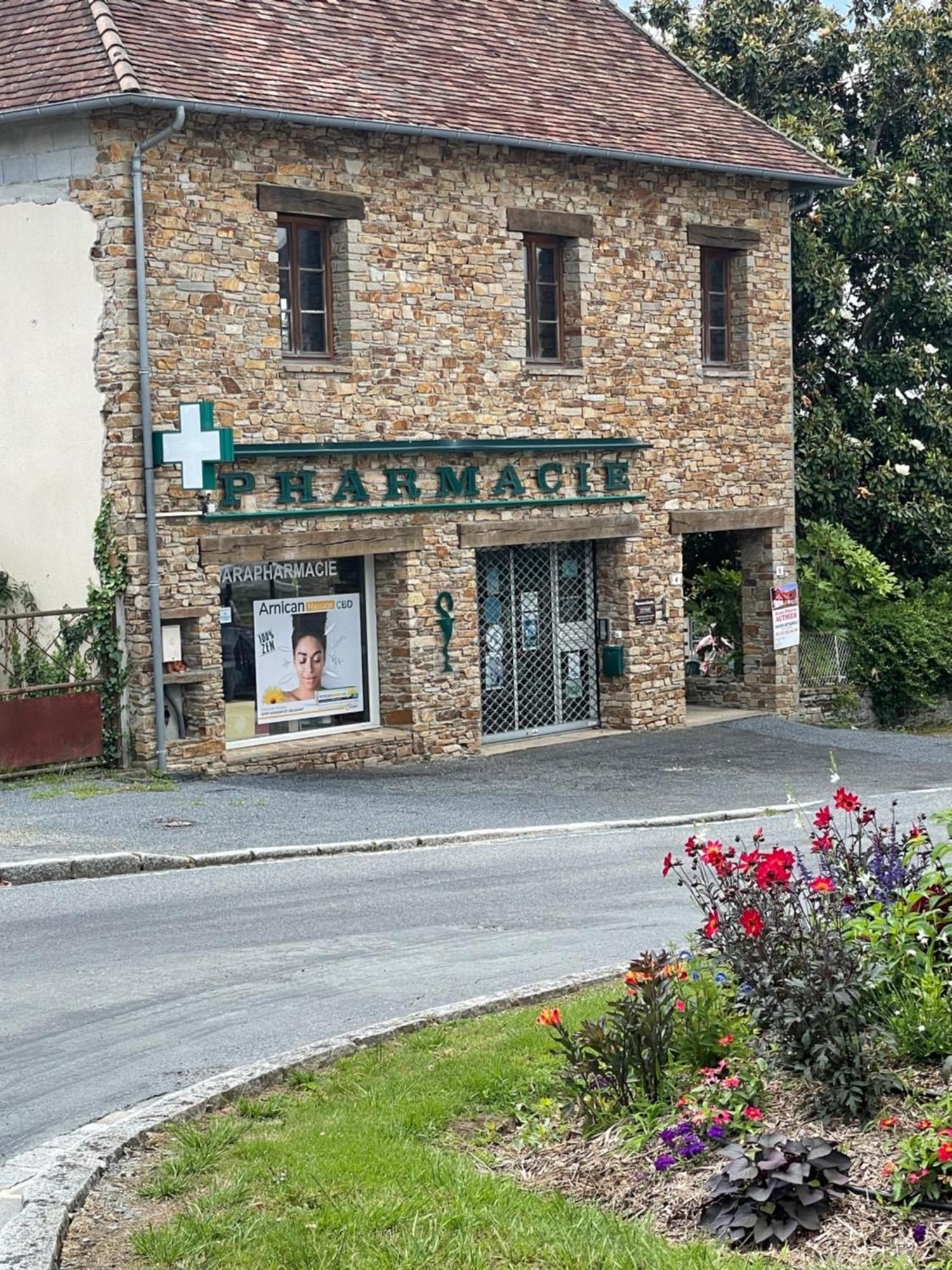 Delightful French Rustic Studio Jumilhac-le-Grand Bagian luar foto