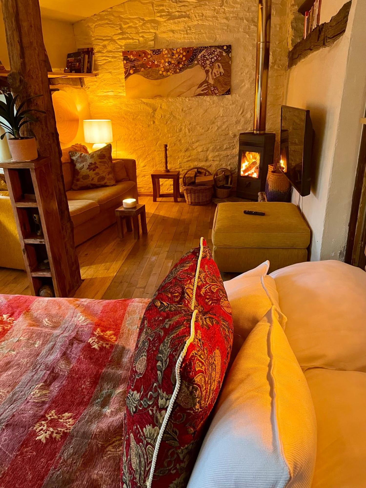 Delightful French Rustic Studio Jumilhac-le-Grand Bagian luar foto